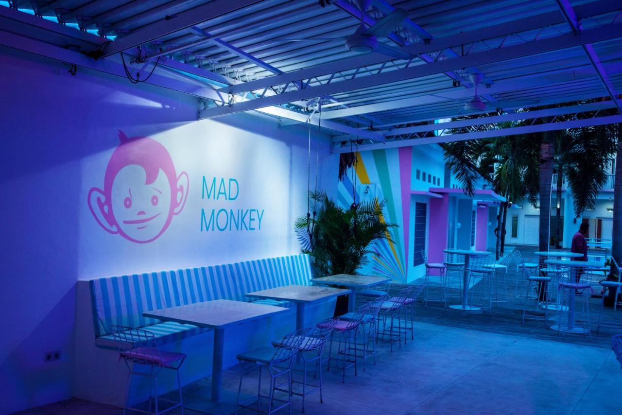 Auberge de jeunesse Mad Monkey Kuta  Extérieur photo