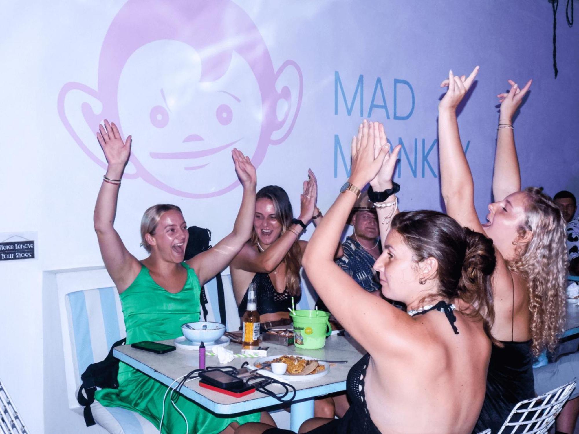 Auberge de jeunesse Mad Monkey Kuta  Extérieur photo